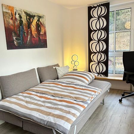 Grosszuegiges Helles Penthouse -Komplette Etage- Mit Balkon Und Stellplatz In Ruhiger Lage Kulmbach Luaran gambar