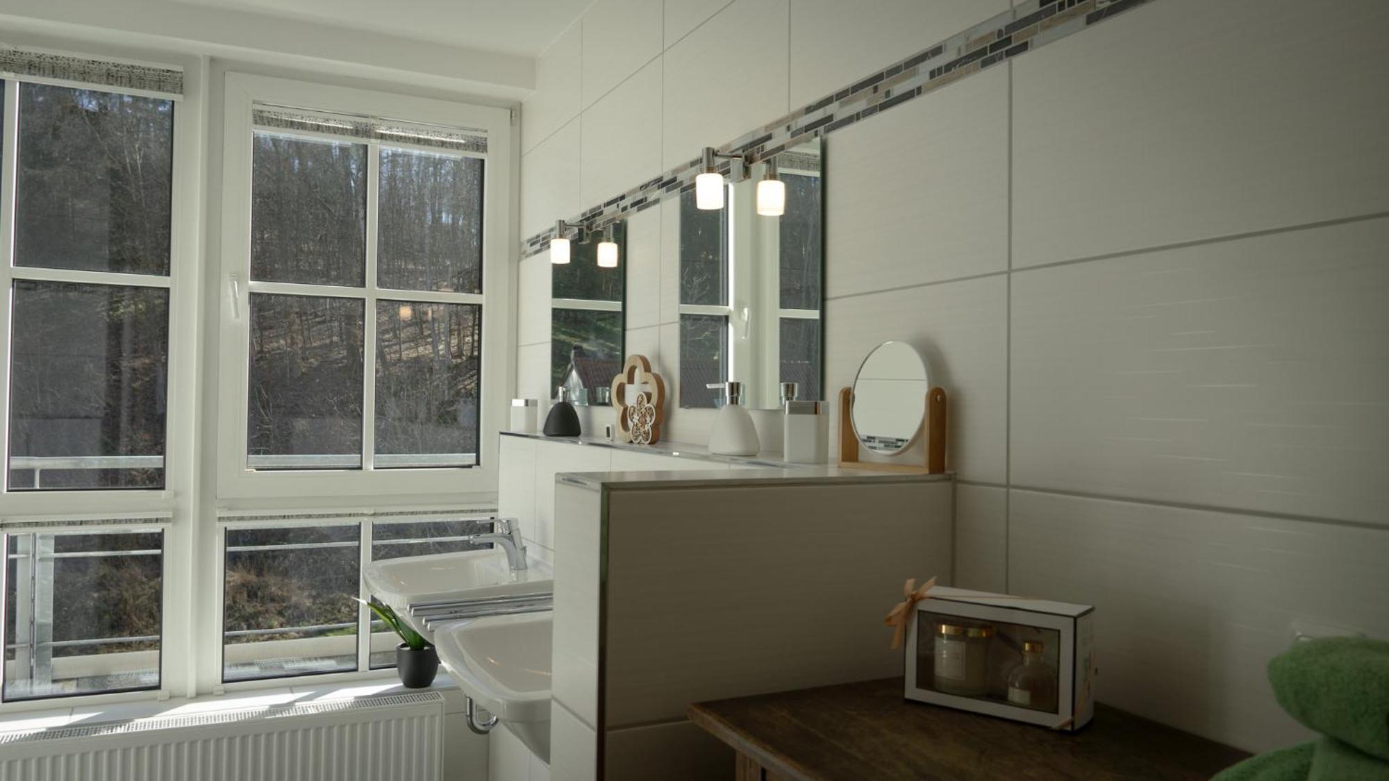 Grosszuegiges Helles Penthouse -Komplette Etage- Mit Balkon Und Stellplatz In Ruhiger Lage Kulmbach Luaran gambar